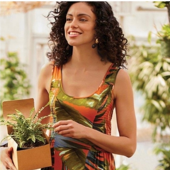 Soft Surrounding Fabiana Rouille Palms Hi
Low Jersey Ruffle Hem Dress - Picture 3 of 7